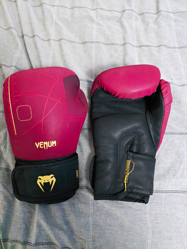 Venum mma boxing gloves - venum, mma/boxing