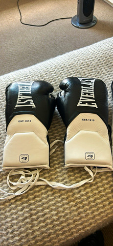 Elite pro fight gloves 10 - pro,