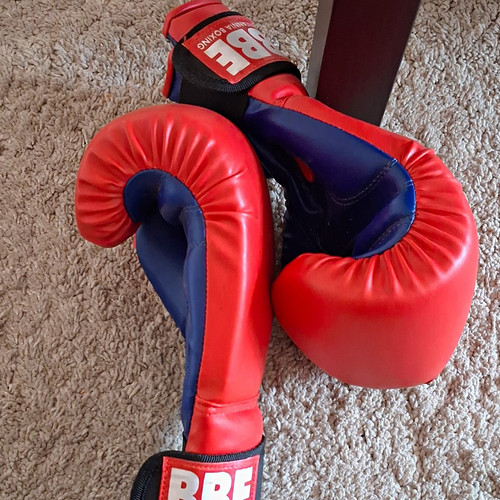 Bbe boxing gloves pair - bbe, red