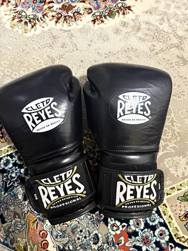 Cleto reyes professional - reyes,